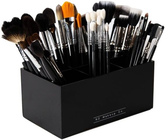 Essential Tips for Storing Makeup Brushes