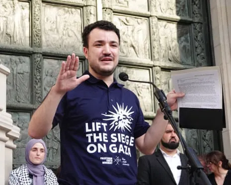 US Immigration Judge Directs Deportation of Palestinian-Supporting Activist Due to Inaccurate Information on Green Card Application