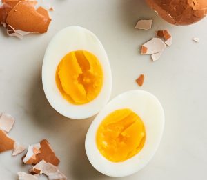 Cooking with White vs. Brown Eggs